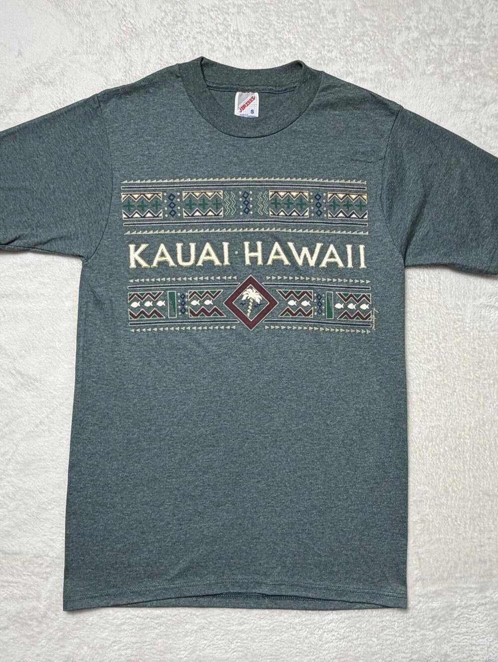 Vintage Kauai Hawaii T-Shirt Men's Small Green Tribal Print Graphic Tee USA Made